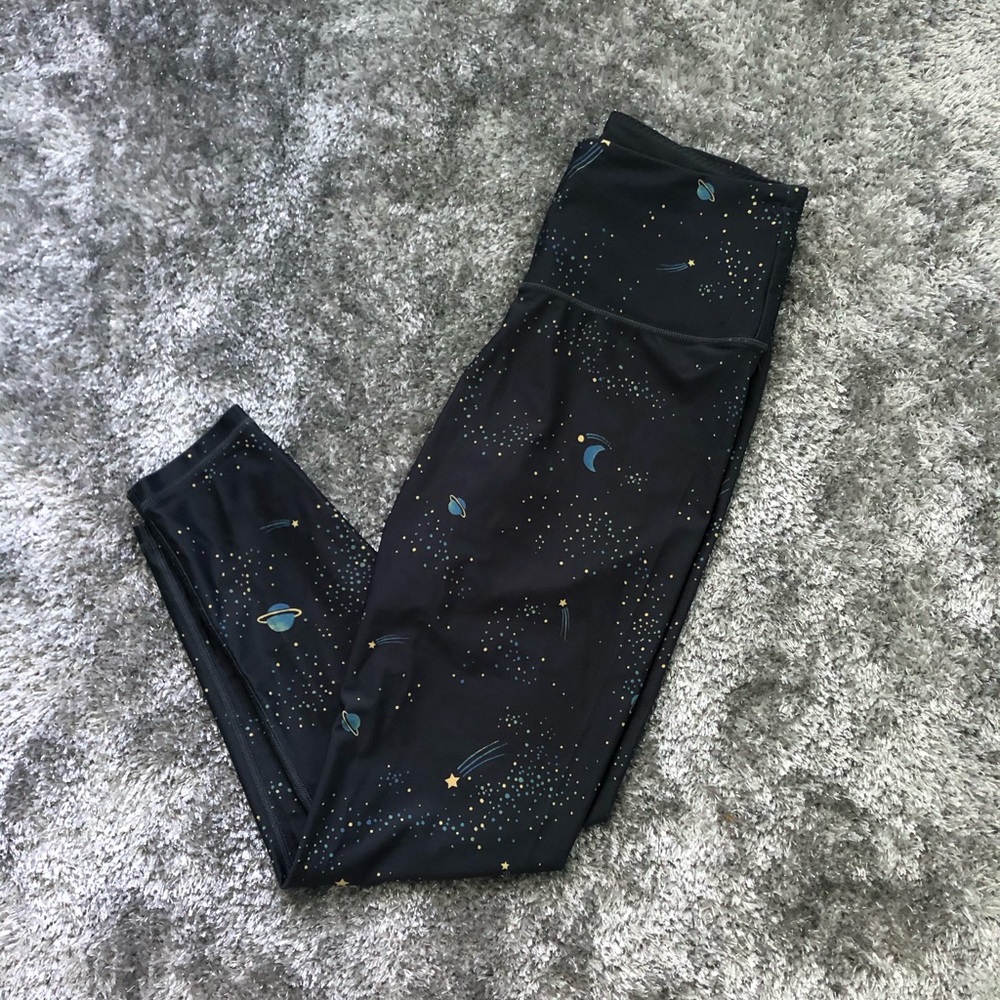 Victoria’s Secret Space Leggings